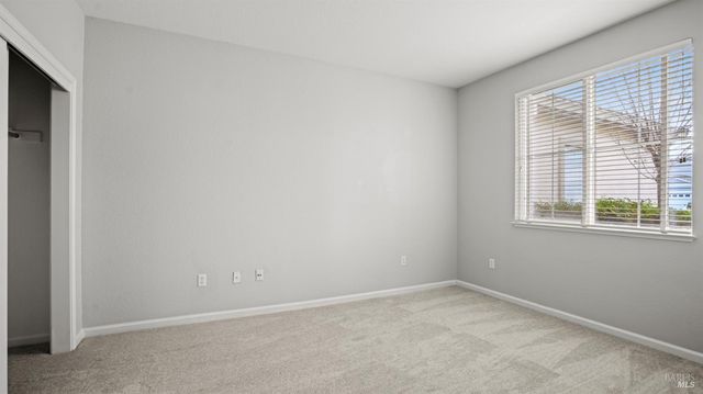 1006 Champion Pl, Vacaville, CA 95687