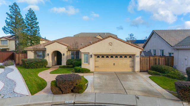 1006 Champion Pl, Vacaville, CA 95687
