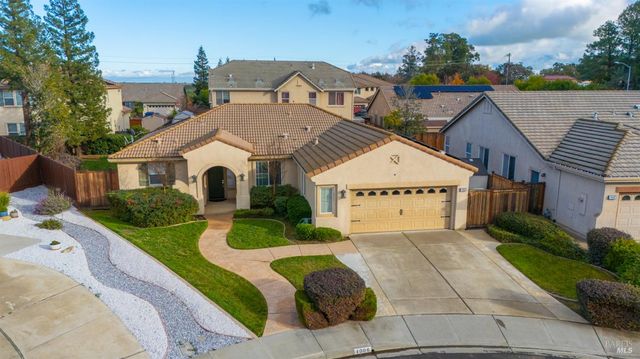 1006 Champion Pl, Vacaville, CA 95687