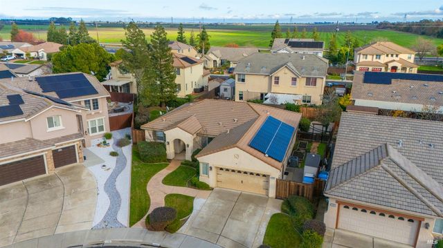 1006 Champion Pl, Vacaville, CA 95687