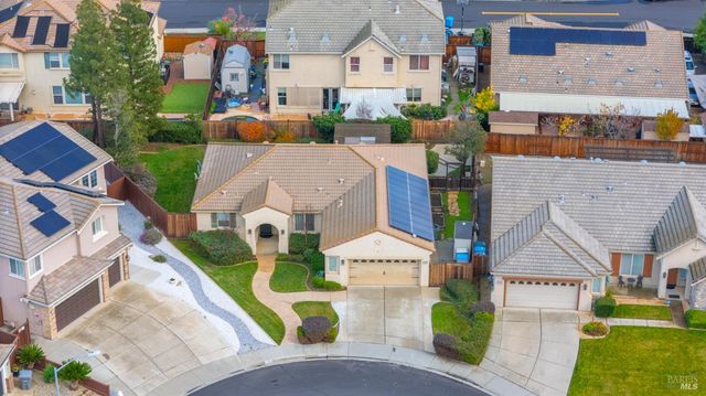 1006 Champion Pl, Vacaville, CA 95687