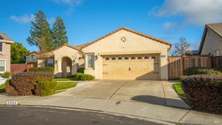 1006 Champion Pl, Vacaville, CA 95687
