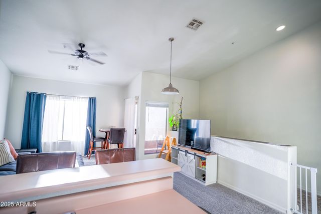 1406 W EMERALD Avenue 118, Mesa, AZ 85202