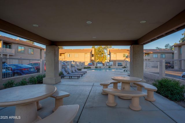 1406 W EMERALD Avenue 118, Mesa, AZ 85202