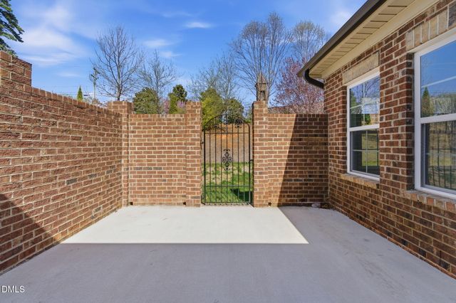 1027 Talisker Way 15, Burlington, NC 27215