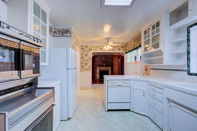 1871 El Camino Dr, Turlock, CA 95380