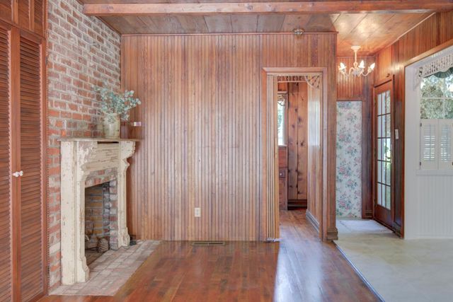 1871 El Camino Dr, Turlock, CA 95380