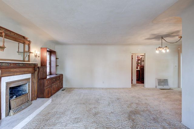 1871 El Camino Dr, Turlock, CA 95380