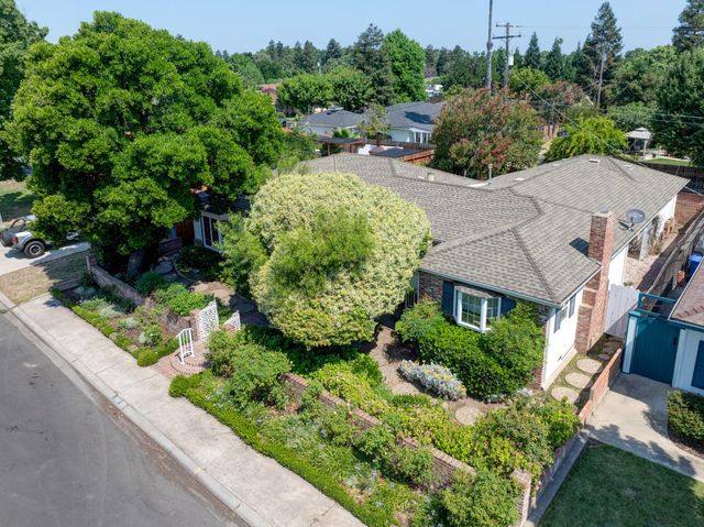 1871 El Camino Dr, Turlock, CA 95380