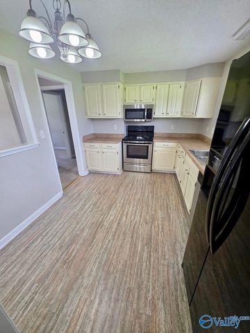 17439 Morgan Drive, Harvest, AL 35749
