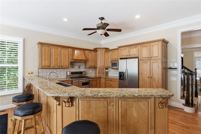 112 Gates Cove Drive, Fair Play, SC 29643