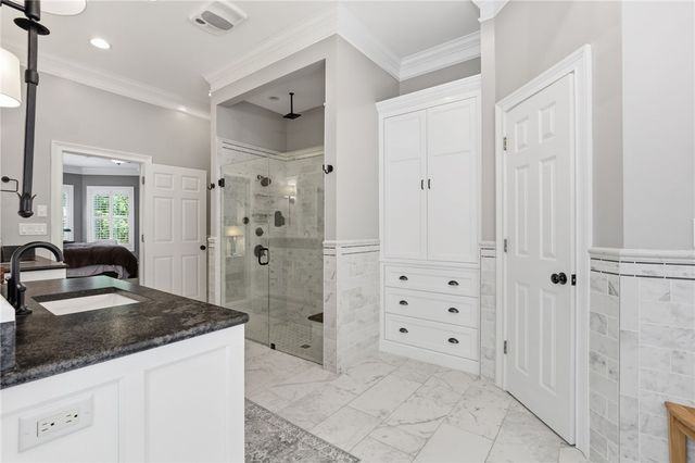 112 Gates Cove Drive, Fair Play, SC 29643