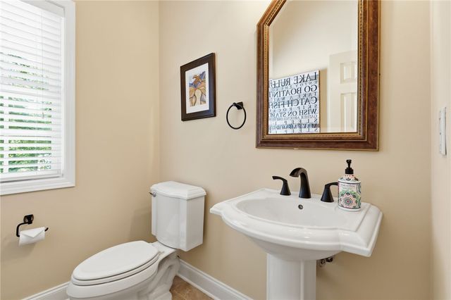 112 Gates Cove Drive, Fair Play, SC 29643