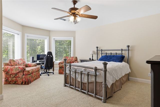 112 Gates Cove Drive, Fair Play, SC 29643