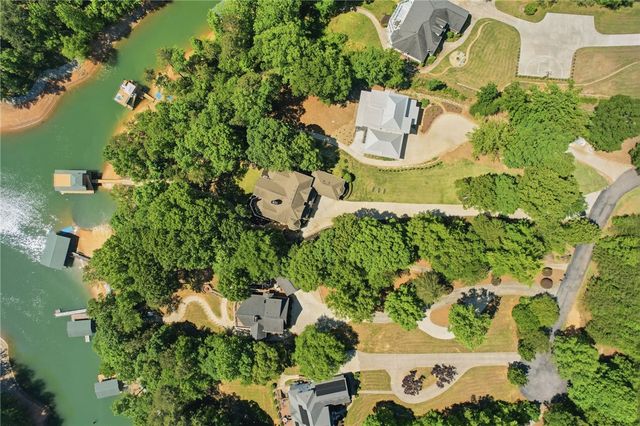112 Gates Cove Drive, Fair Play, SC 29643
