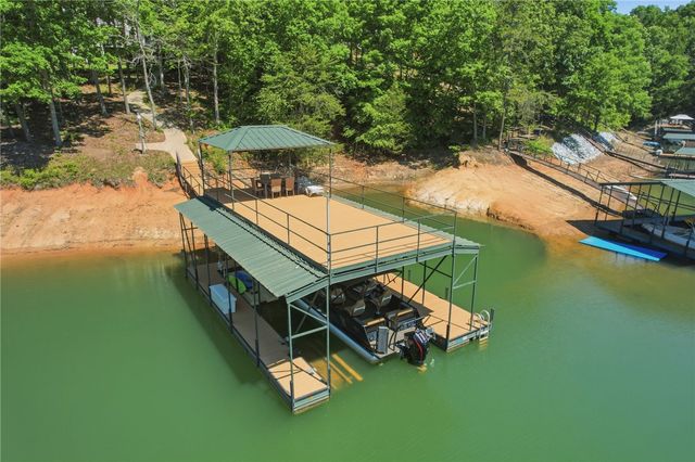 112 Gates Cove Drive, Fair Play, SC 29643