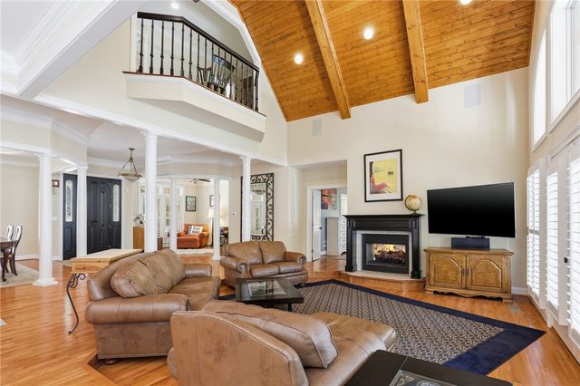 112 Gates Cove Drive, Fair Play, SC 29643