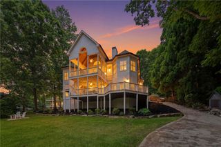 112 Gates Cove Drive, Fair Play, SC 29643