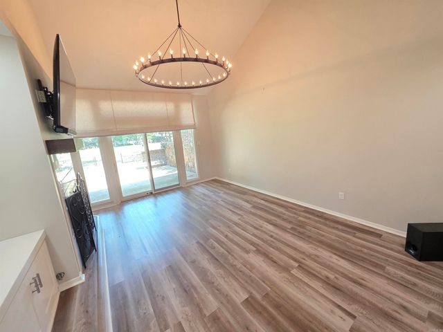 24 Fairway Woods Circle, Maumelle, AR 72113