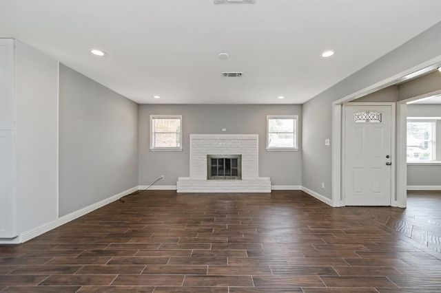 1719 Longhorn Drive, Houston, TX 77080
