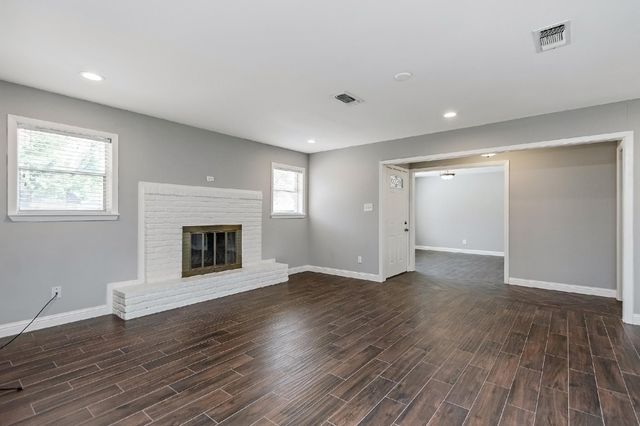 1719 Longhorn Drive, Houston, TX 77080