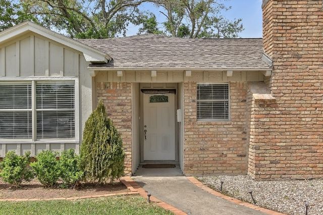 1719 Longhorn Drive, Houston, TX 77080