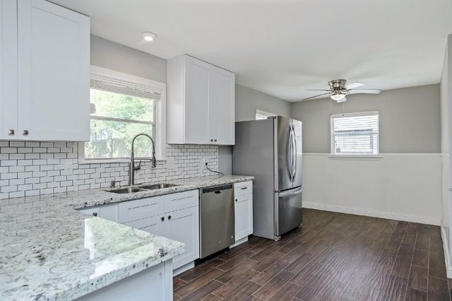 1719 Longhorn Drive, Houston, TX 77080