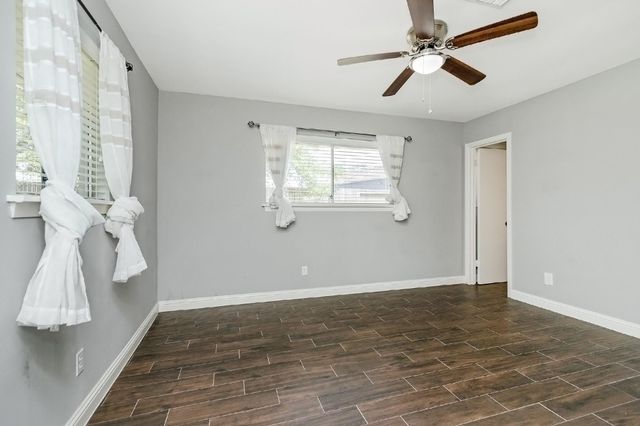 1719 Longhorn Drive, Houston, TX 77080