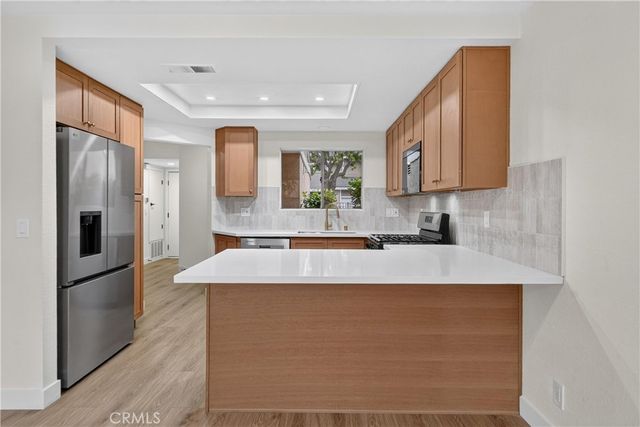 20 Rosewood, Aliso Viejo, CA 92656