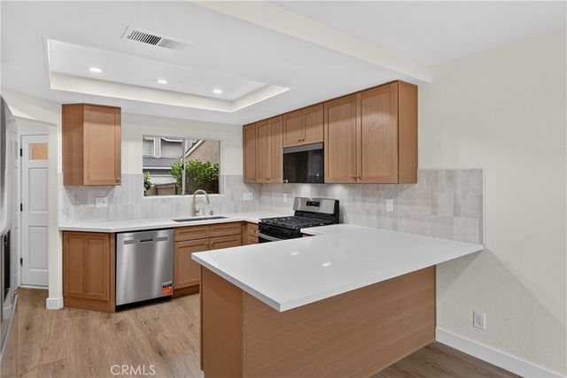 20 Rosewood, Aliso Viejo, CA 92656