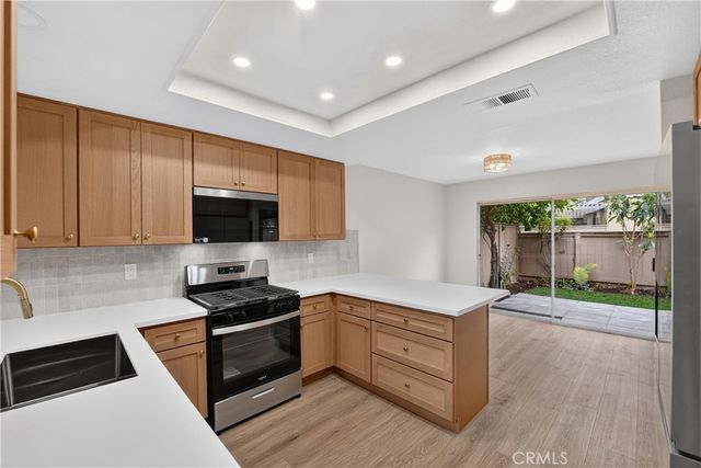 20 Rosewood, Aliso Viejo, CA 92656