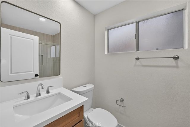 20 Rosewood, Aliso Viejo, CA 92656