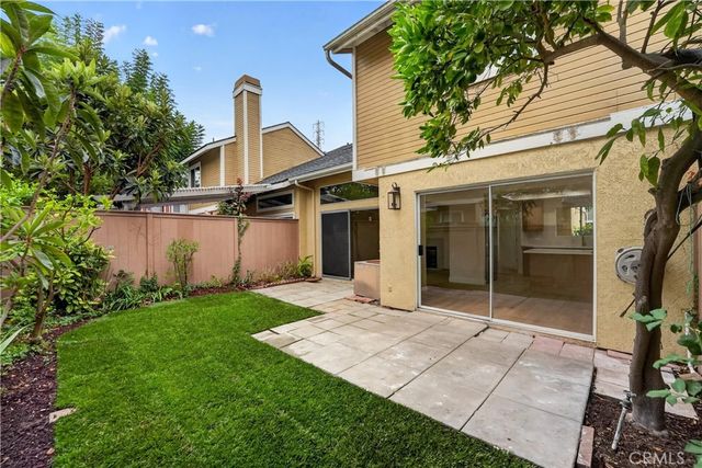 20 Rosewood, Aliso Viejo, CA 92656