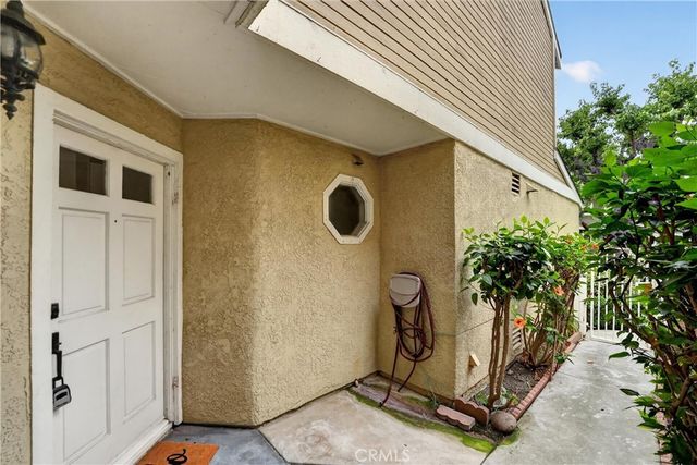 20 Rosewood, Aliso Viejo, CA 92656