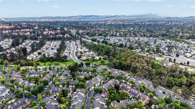 20 Rosewood, Aliso Viejo, CA 92656