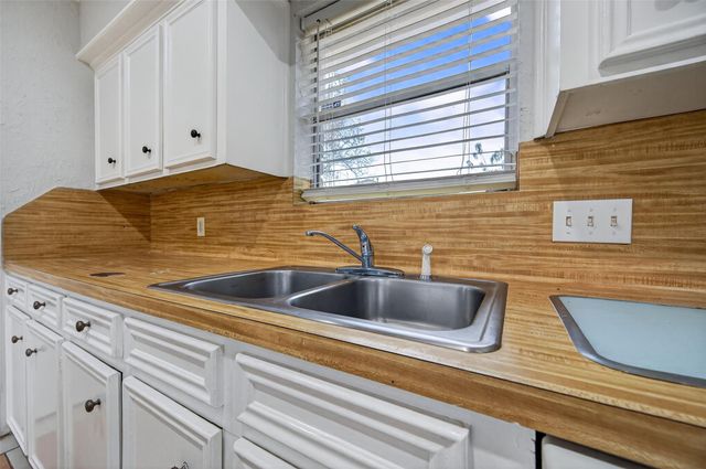 6102 Crakston Street, Houston, TX 77084