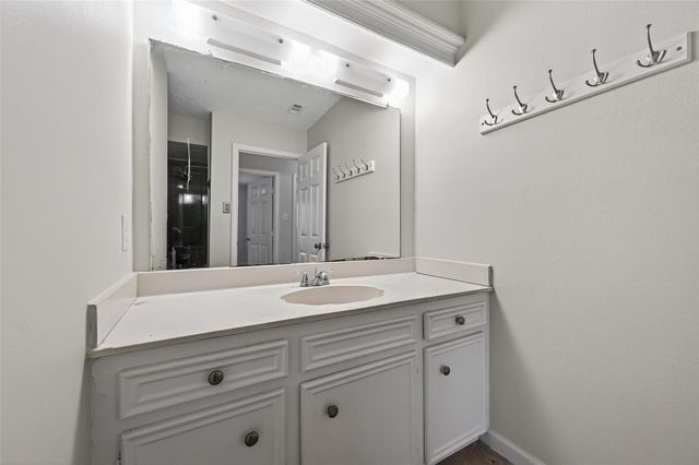 6102 Crakston Street, Houston, TX 77084