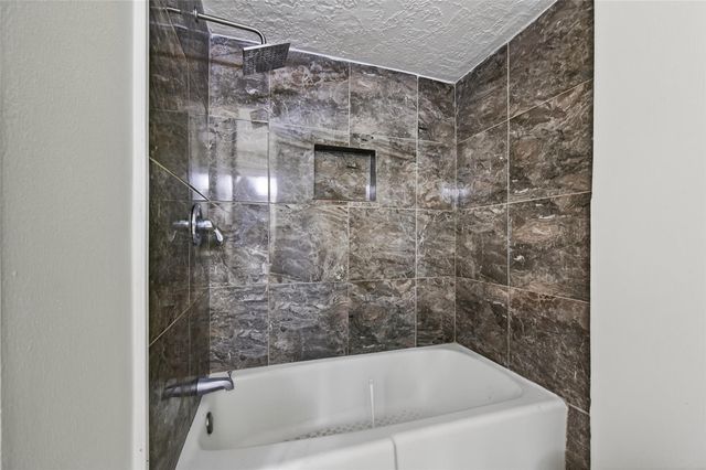 6102 Crakston Street, Houston, TX 77084