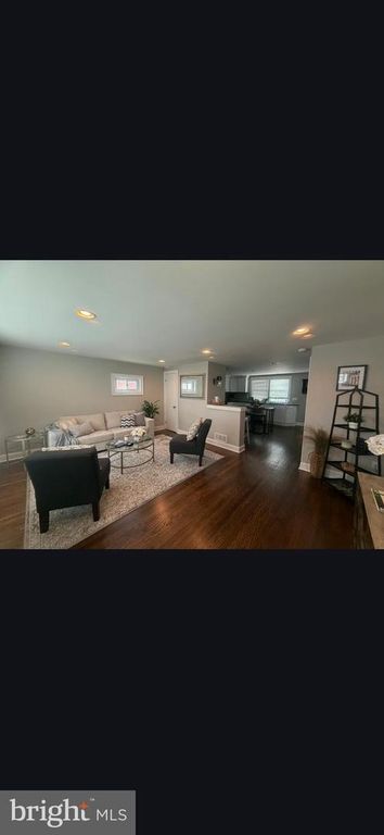 Image 27 of property listing at 615 47TH ST, Baltimore, MD 21224
