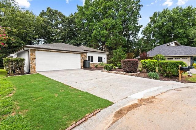 6166 Stadium Court, Peachtree Corners, GA 30092