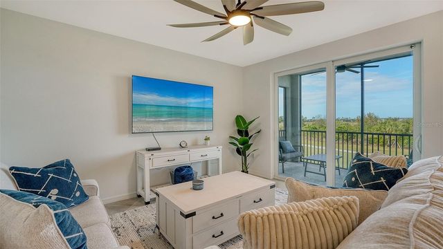 12180 WELLEN GOLF STREET 203, Venice, FL 34293