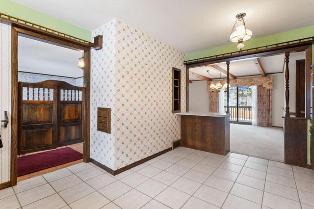 15017 Stevens Avenue, Burnsville, MN 55306