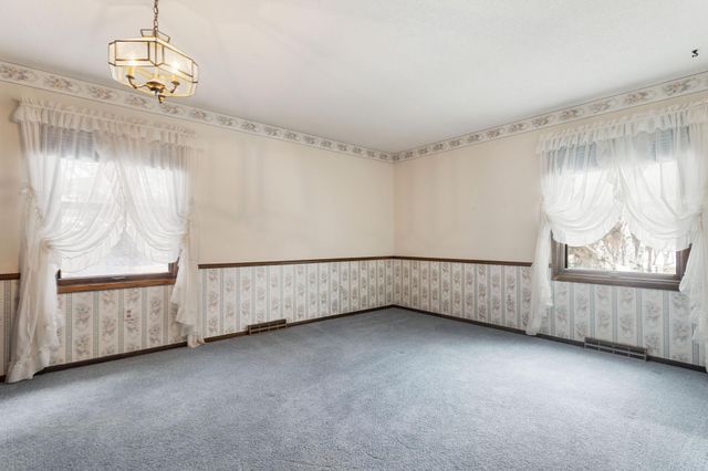 15017 Stevens Avenue, Burnsville, MN 55306