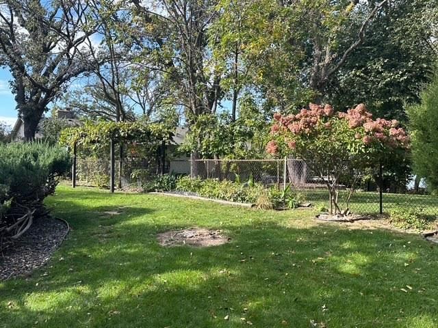 15017 Stevens Avenue, Burnsville, MN 55306