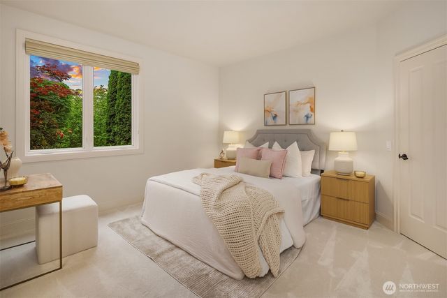 3052 NE Harrison Street, Issaquah, WA 98029