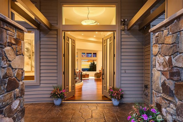 3052 NE Harrison Street, Issaquah, WA 98029