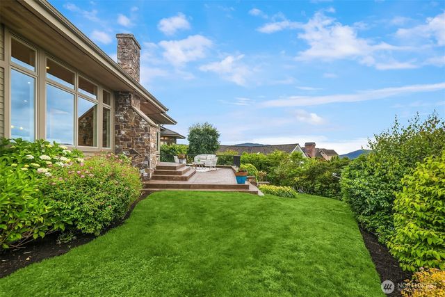 3052 NE Harrison Street, Issaquah, WA 98029