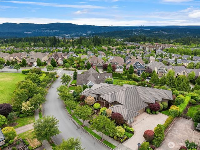 3052 NE Harrison Street, Issaquah, WA 98029
