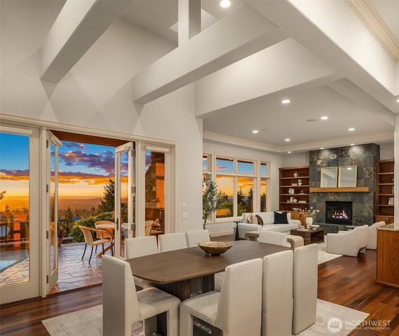 3052 NE Harrison Street, Issaquah, WA 98029
