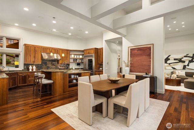 3052 NE Harrison Street, Issaquah, WA 98029
